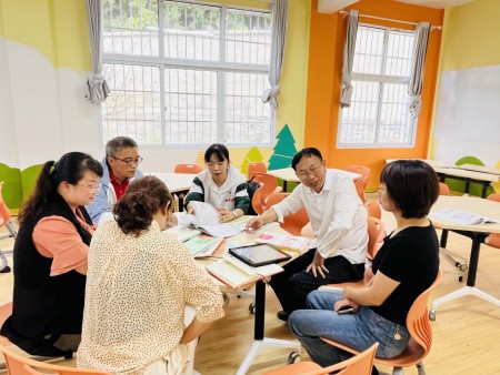 菱角民族小学感谢广州游雁科技有限公司定向捐赠梦想中心2